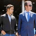 El hijo de Ortega Cano cumple 18 años junto a la cama de su padre