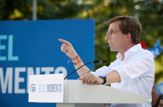 VÍDEO: Almeida destaca el "guantazo" a Sánchez en las europeas y parafrasea a Puente diciendo que es "un puto perdedor"
