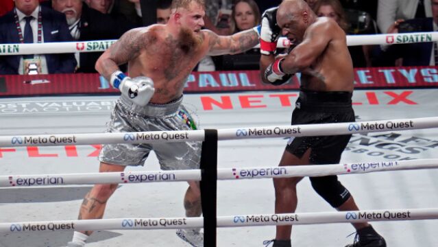 Combate Tyson-Paul