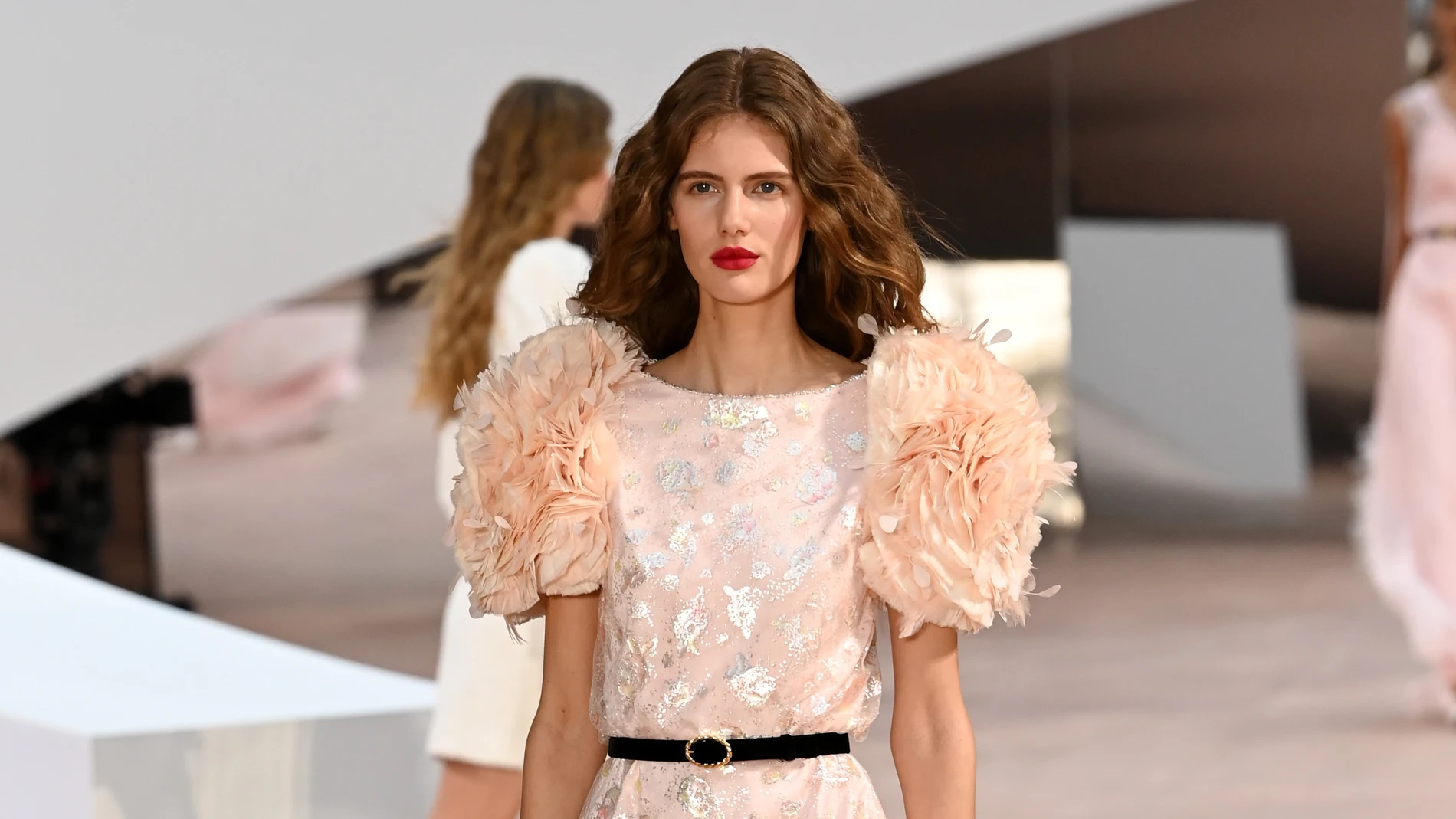 Compras en rosa pastel en Zara, Mango y Sfera.