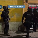 Sucesos.- AMP- Once detenidos en una operación en Barcelona contra una organización paquistaní que fomenta el terrorismo