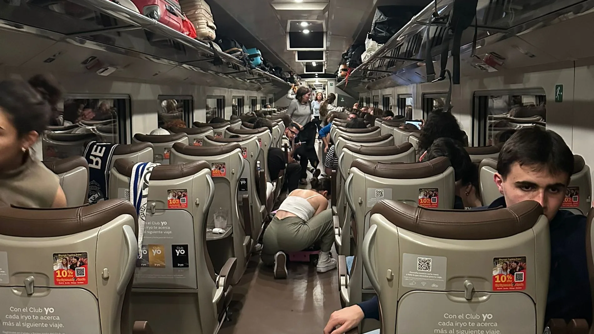 Interior del tren de alta velocidad de Iryo afectado por el sabotaje
