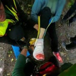 El espectacular rescate de la Guardia Civil en Monachil a un parapentista con un tobillo roto