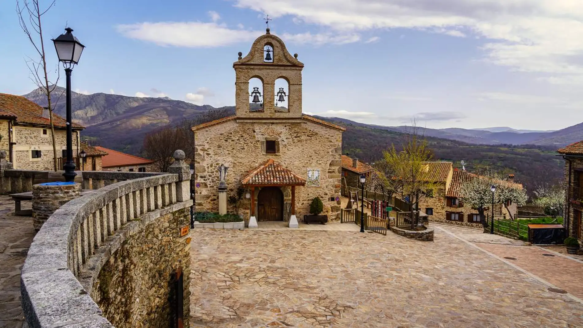Iglesia de La Hiruela
