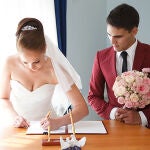 Durante el año 2023, en España se celebraron 22.632 matrimonios ante notario