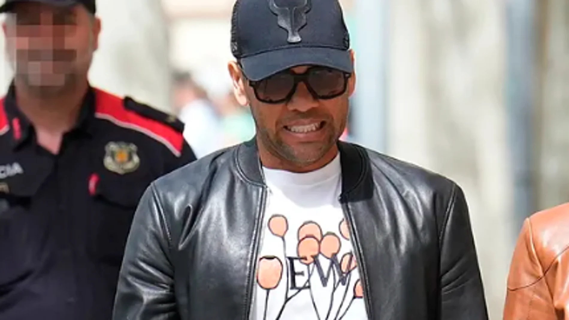 Nuevo giro en la vida de Dani Alves: las amenazas de su ex y una mudanza inesperada