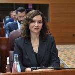Ayuso acusa al PSOE de "enfrentar a inquilinos con propietarios": "Si alguien tiene una vivienda es sospechoso"