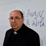 El obispo de Ávila, Jesús Rico, llama a los cristianos a experimentar la fe sin miedo