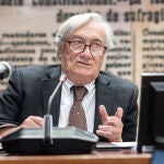 El profesor de Ingeniería Hidráulica y Medio Ambiente de la UPV comparece ante la Comisión de Investigación del Senado