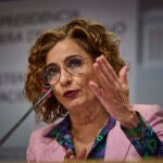 María Jesús Montero, Vicepresidenta primera y ministra de Hacienda, comparece ante los medios de comunicación 