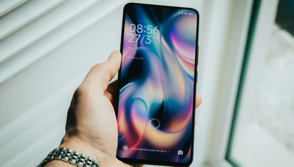 La pantalla del POCO F7 Ultra