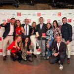 Foto de familia de parte del equipo de Amarin, que logra la primera posición en "Great Place To Work"