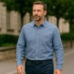 Ideal para oficina o cenas informales: esta camisa Levi’s cuesta la mitad y queda perfecta