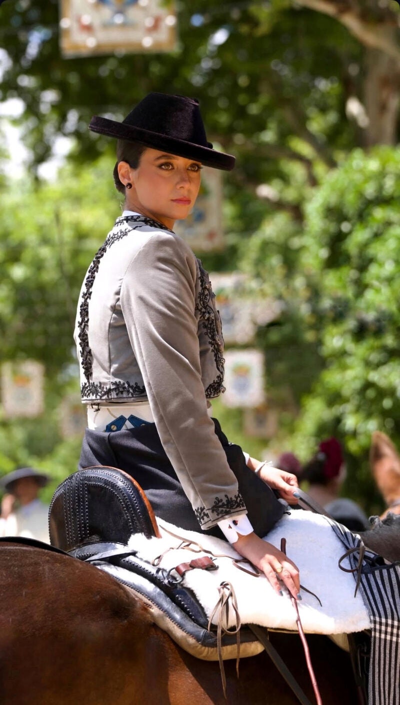 Victoria Federica vestida de amazona.